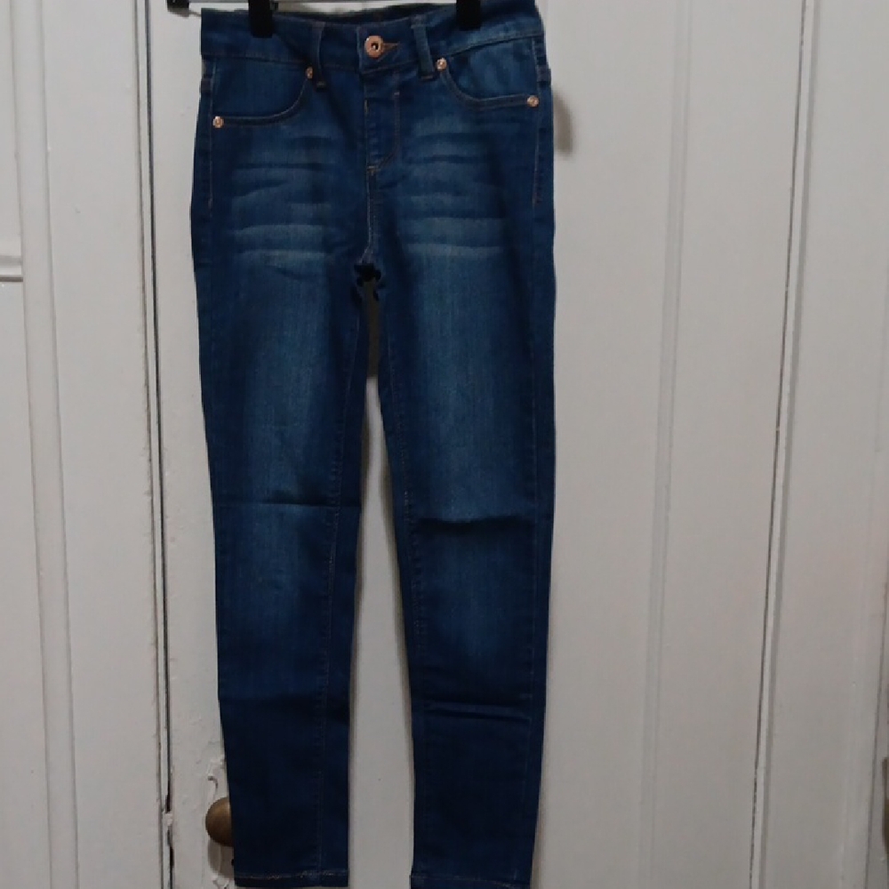 DKNY Dark Blue Skinny Jeans Straight Legs Minimal Wear Like New